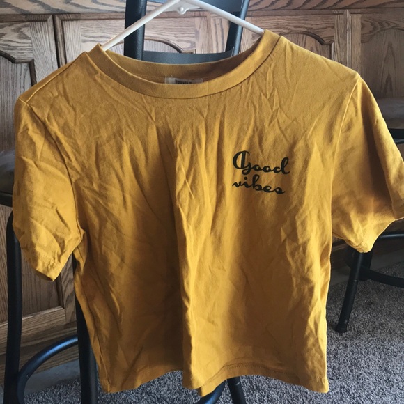 Forever 21 Tops - Forever 21 T-shirt - new never worn Forever 21 Tops - Forever 21 T-shirt - new never worn